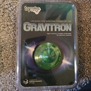 NWT Toymaker 3000 Gravitron Green Gyro Spinner Toy
